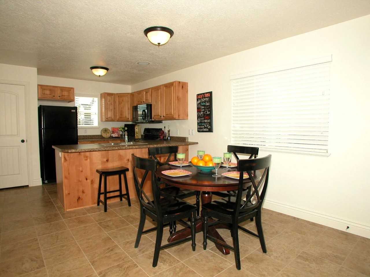 0120 0120 W 0400 S - Photo 3 of 20