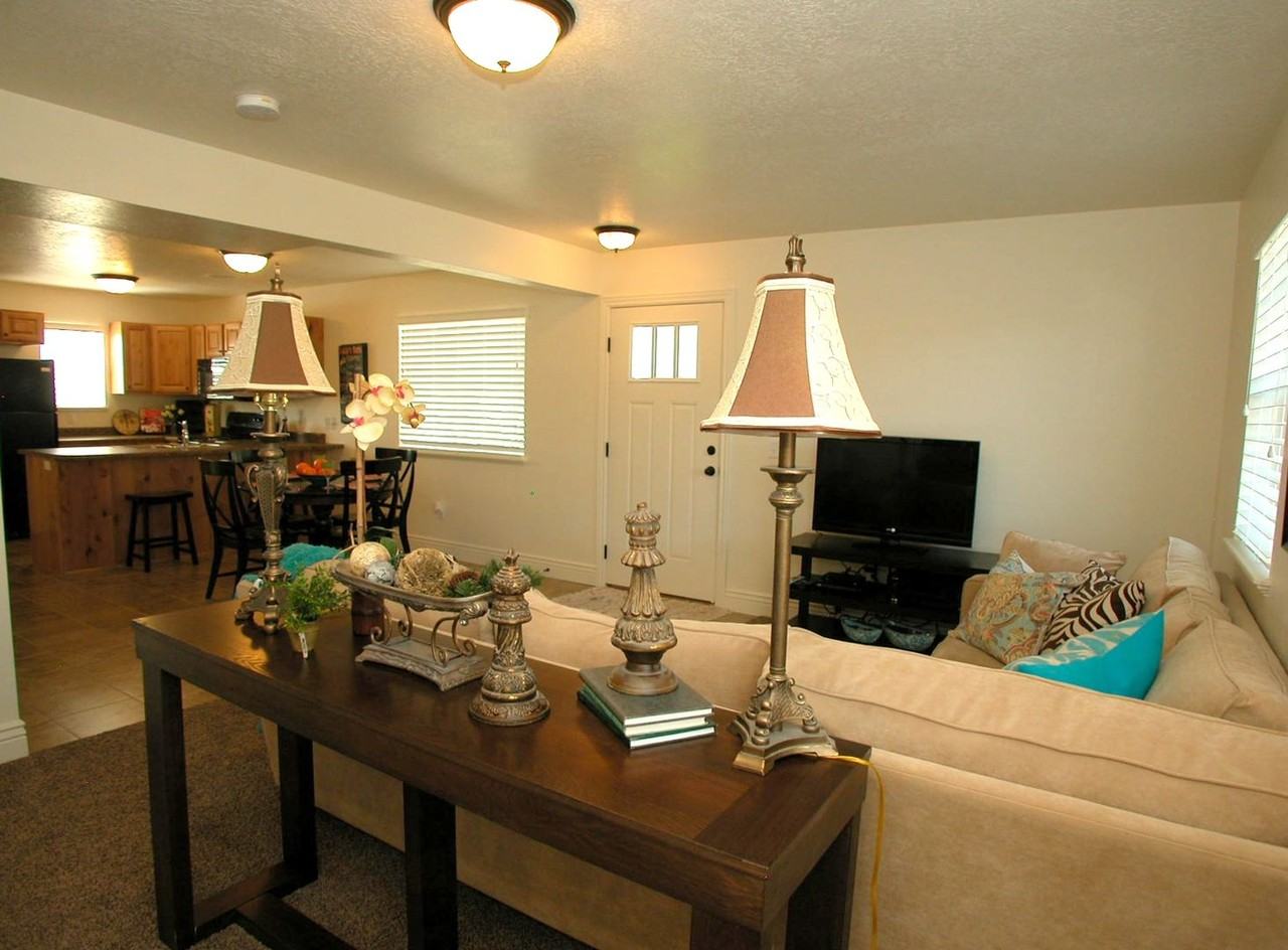 0120 0120 W 0400 S - Photo 4 of 20