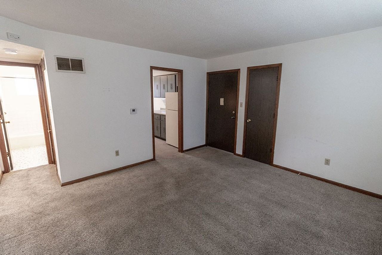 2908 Leeway Dr #C - Photo 4 of 23