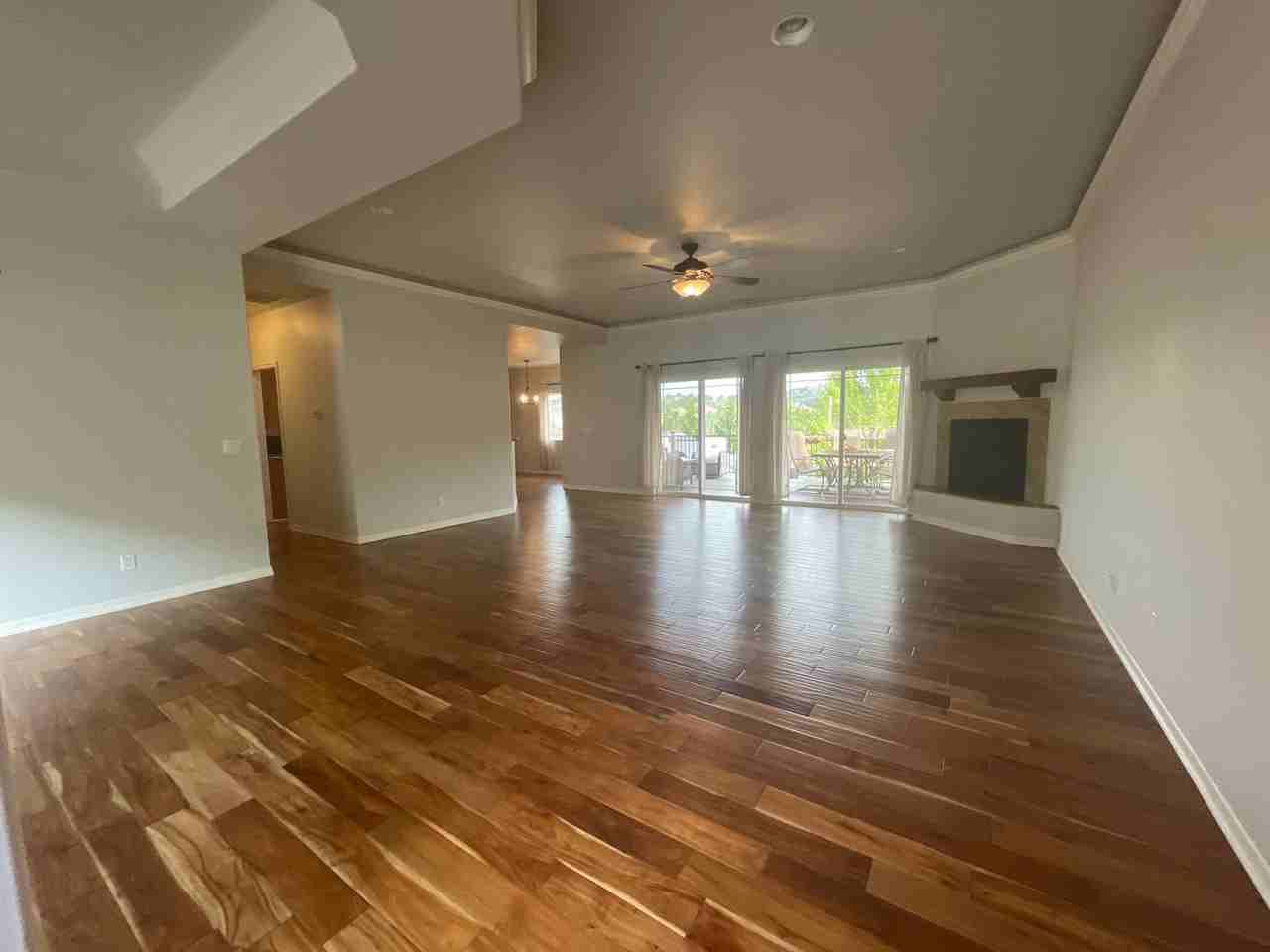 228 Winchester Creek Ave - Photo 3 of 50