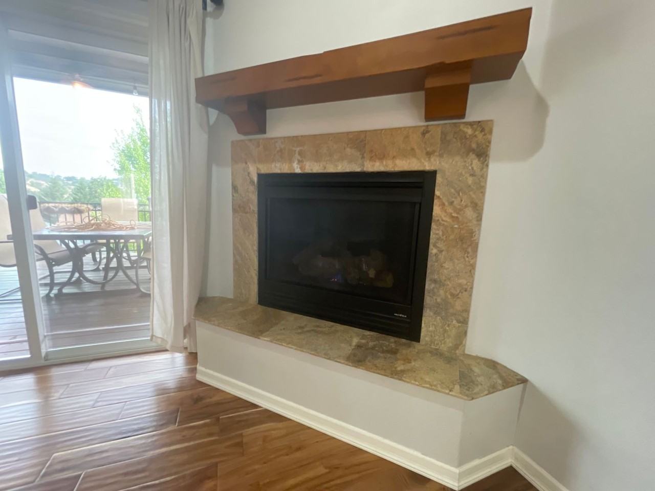 228 Winchester Creek Ave - Photo 5 of 50