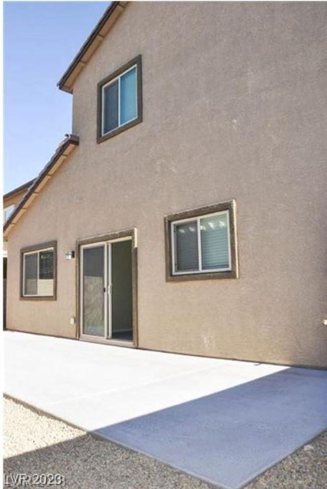 8333 Spanish Creek Ct - Photo 4 of 50