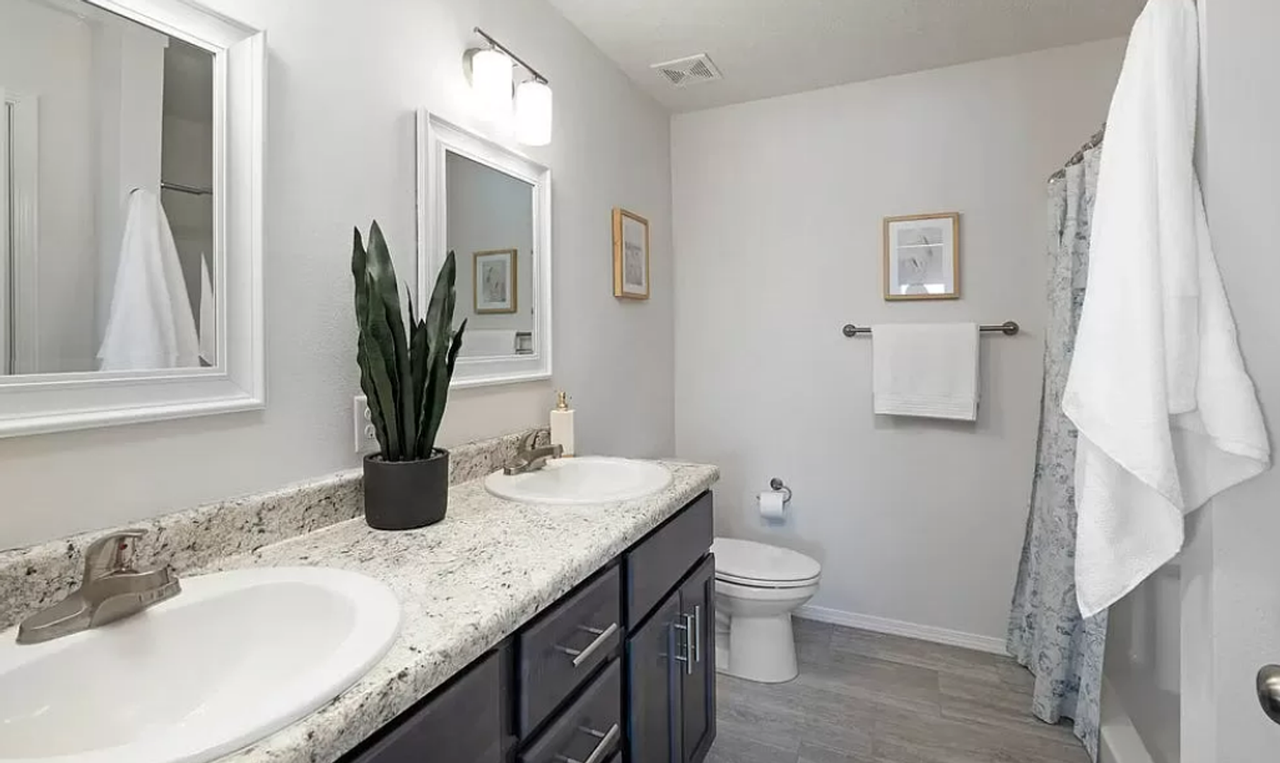 1208 Aundria Ave - Photo 7 of 20