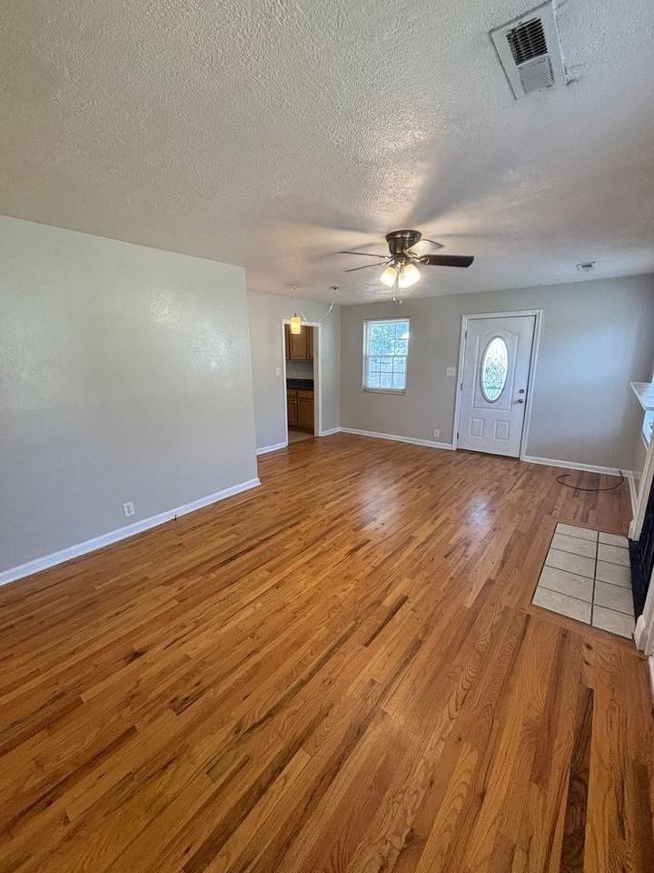 860 Burroughs Rd - Photo 3 of 14