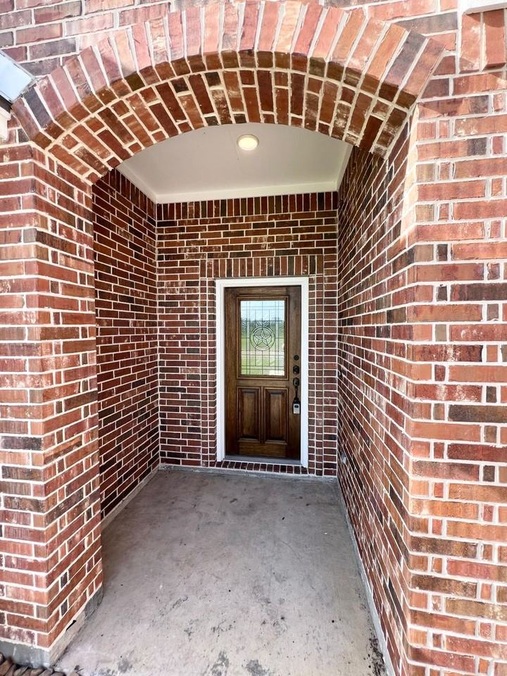 233 Shannon St - Photo 2 of 26