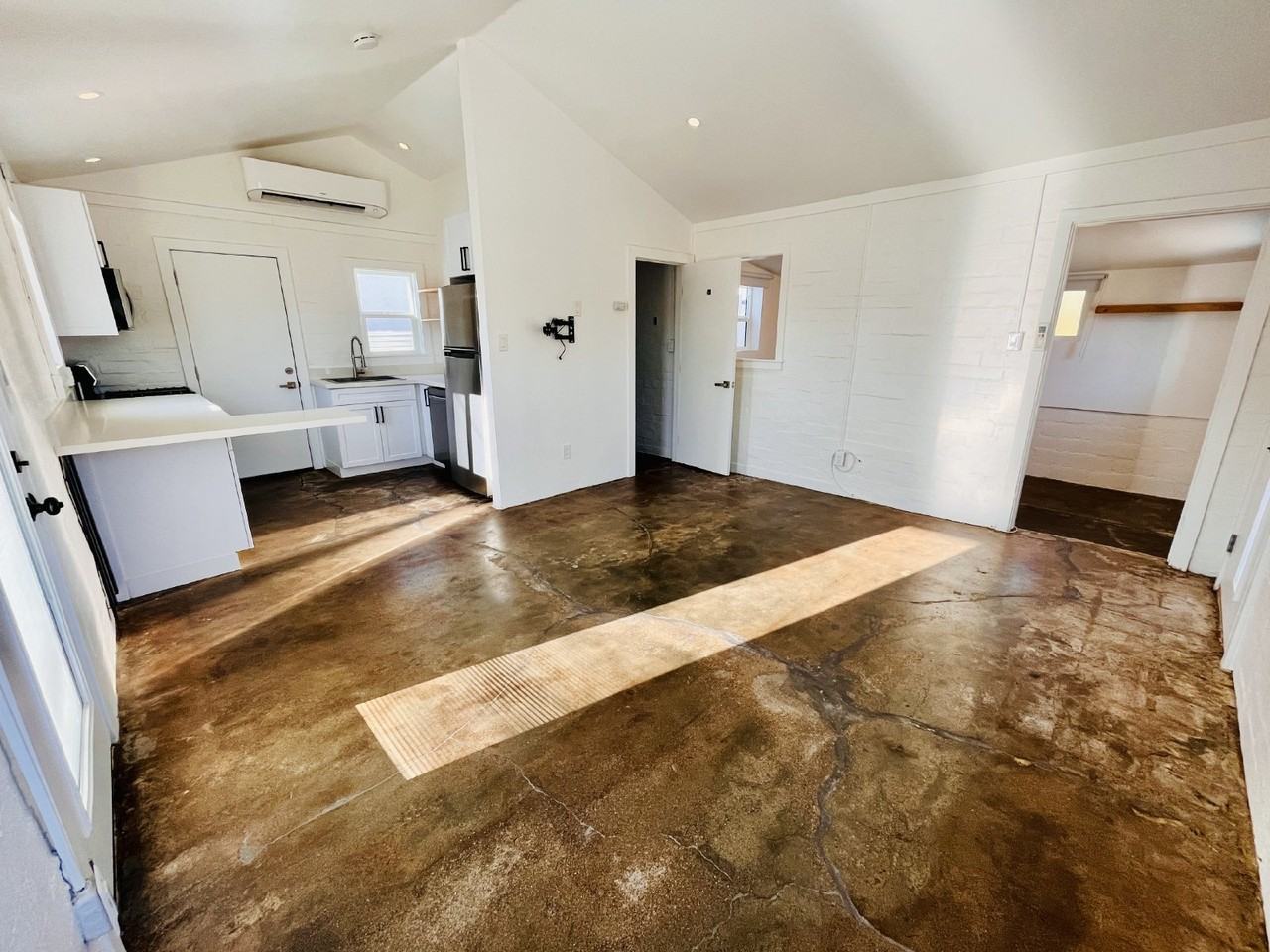 61986 Desert Air Rd - Photo 3 of 20