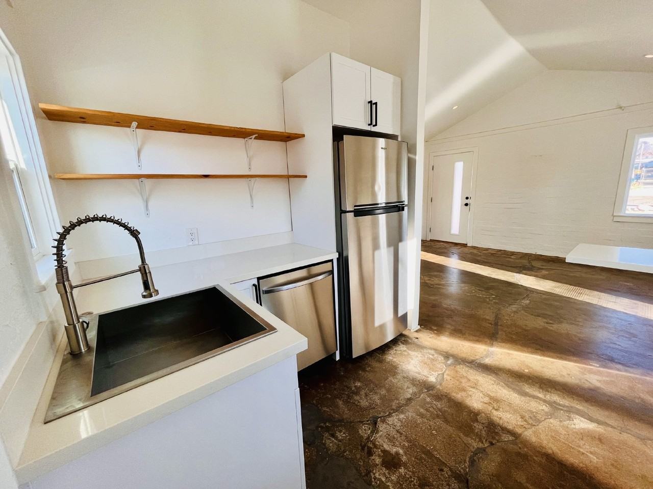 61986 Desert Air Rd - Photo 6 of 20