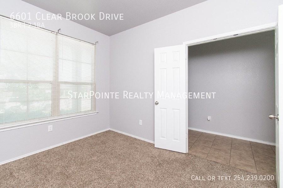 6601 Clear Brook Dr - Photo 3 of 24