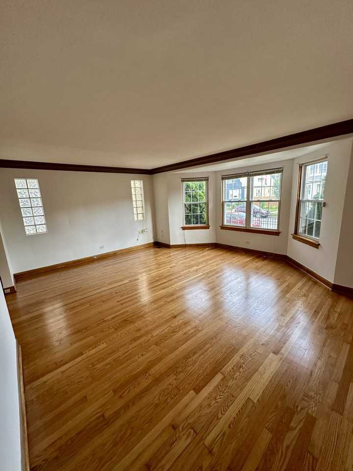 4918 W Altgeld St #NA - Photo 4 of 12