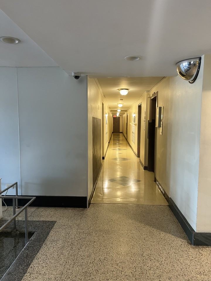 3363 Sedgwick Ave #5V - Photo 3 of 3