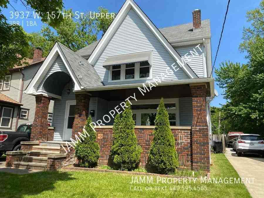 3937 W 157th St Uppr - Photo 3 of 22