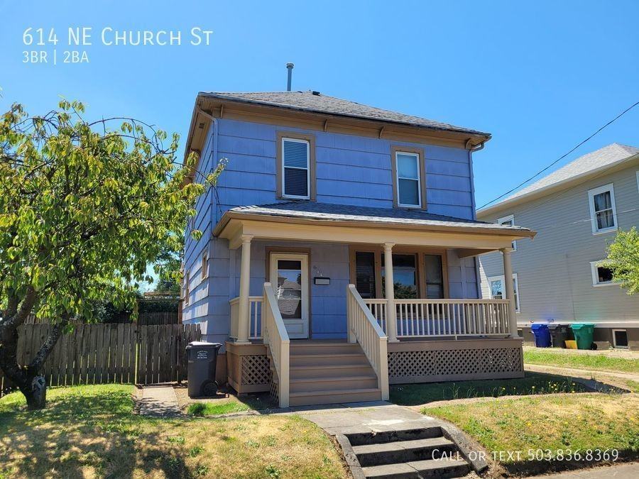 614 Ne Church St - Photo 2 of 31