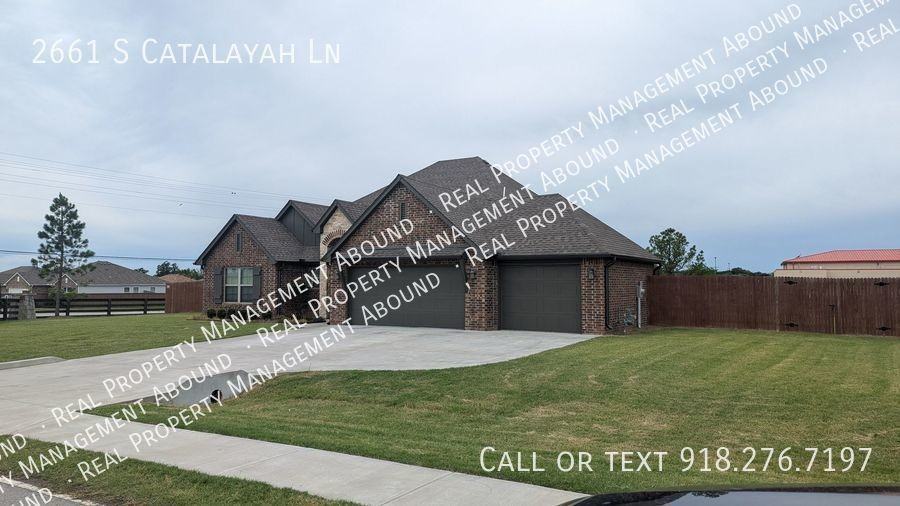 2661 S Catalayah Ln - Photo 3 of 14