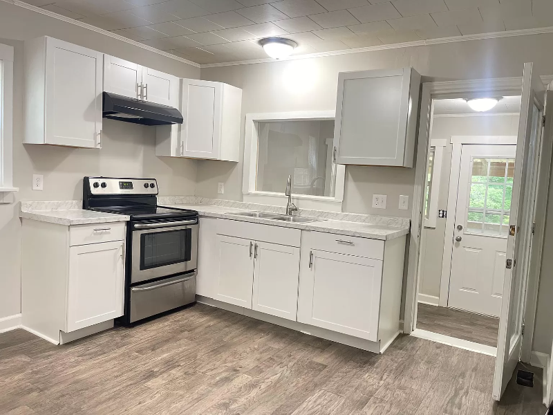 719 Hemp Street Ext - Photo 2 of 8