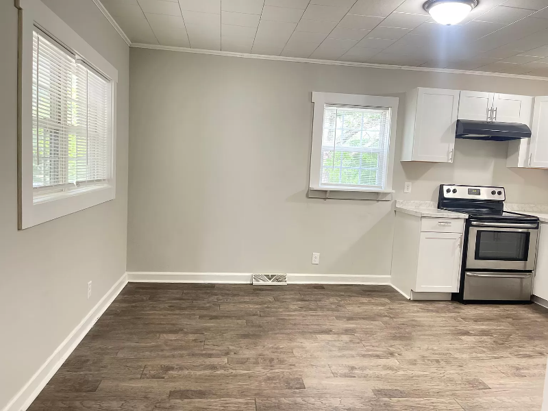 719 Hemp Street Ext - Photo 3 of 8