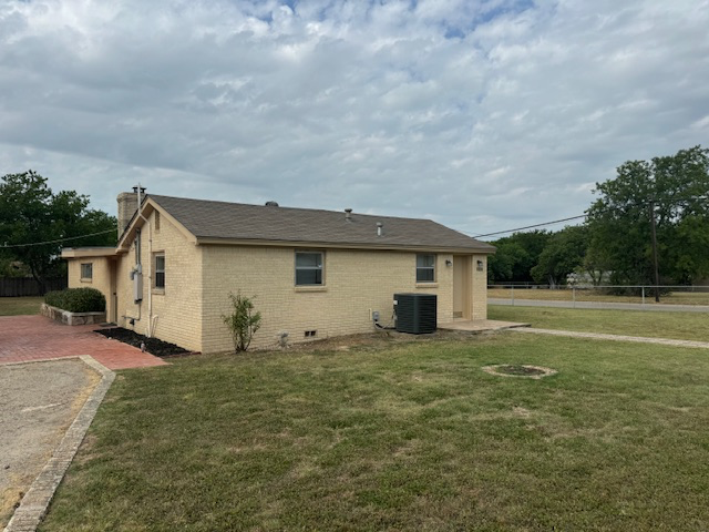 5317 Buchanan St - Photo 2 of 16