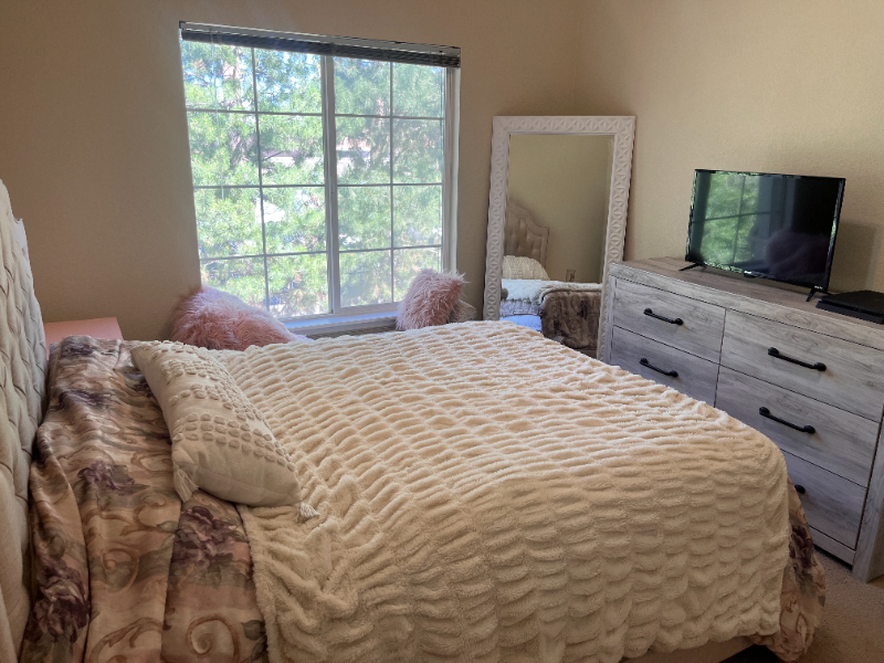 8105 E 11th Ave #4E - Photo 5 of 18