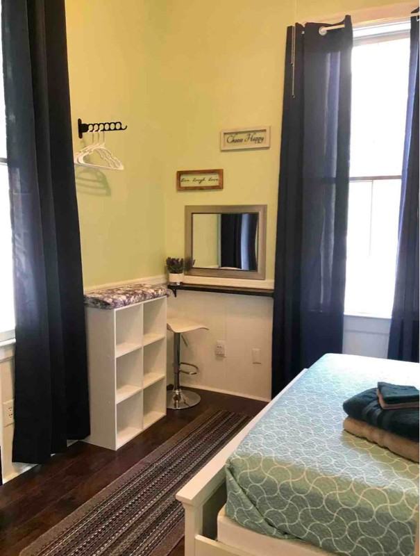 322 W Hall St #A - Photo 7 of 10