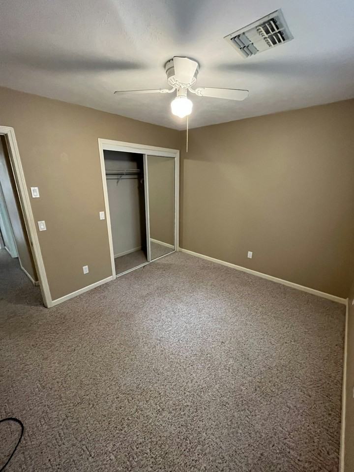 4 North 3rd Street - Photo 5 of 6