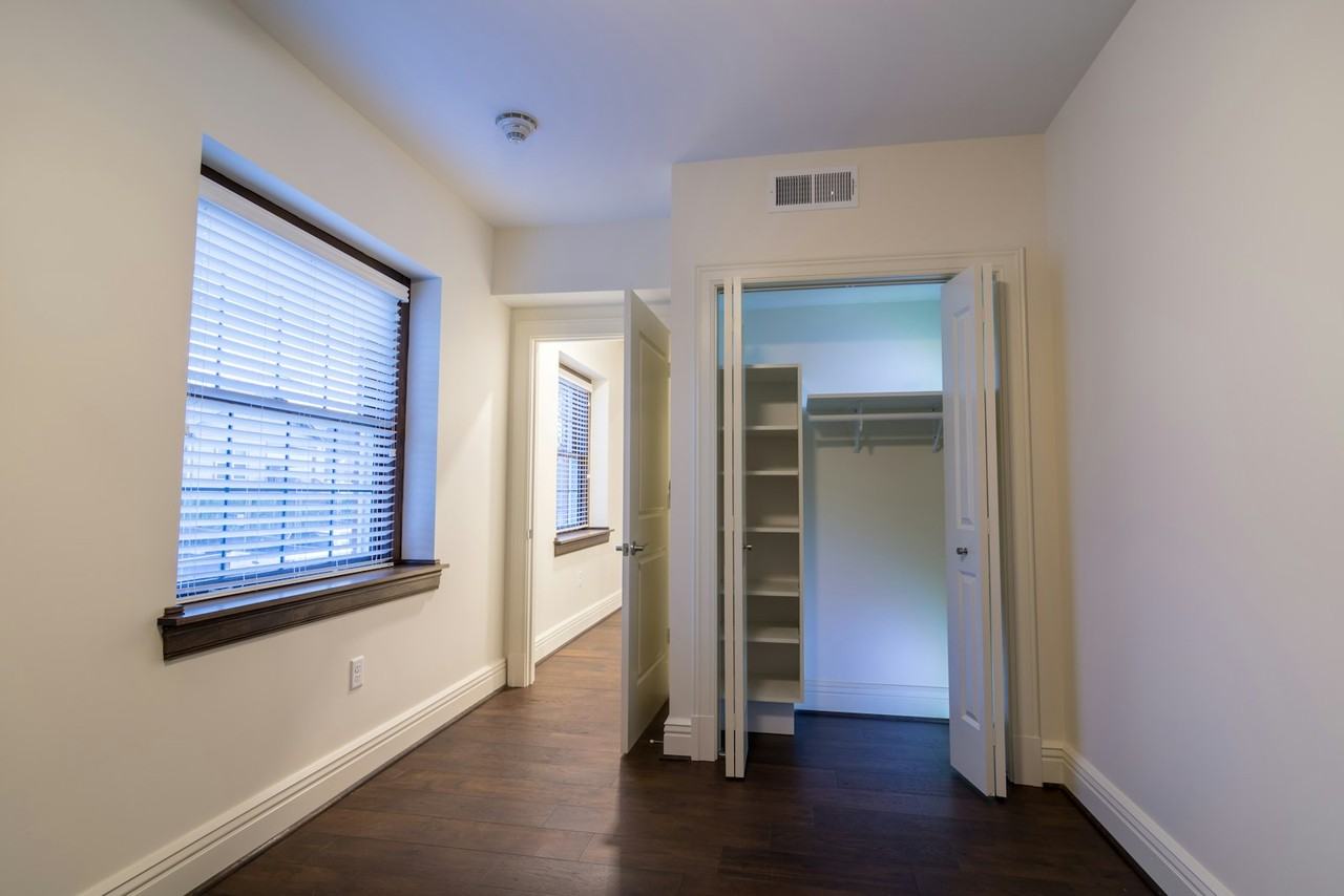 1838 Bardstown Road, Unit 101 - Photo 3 of 8
