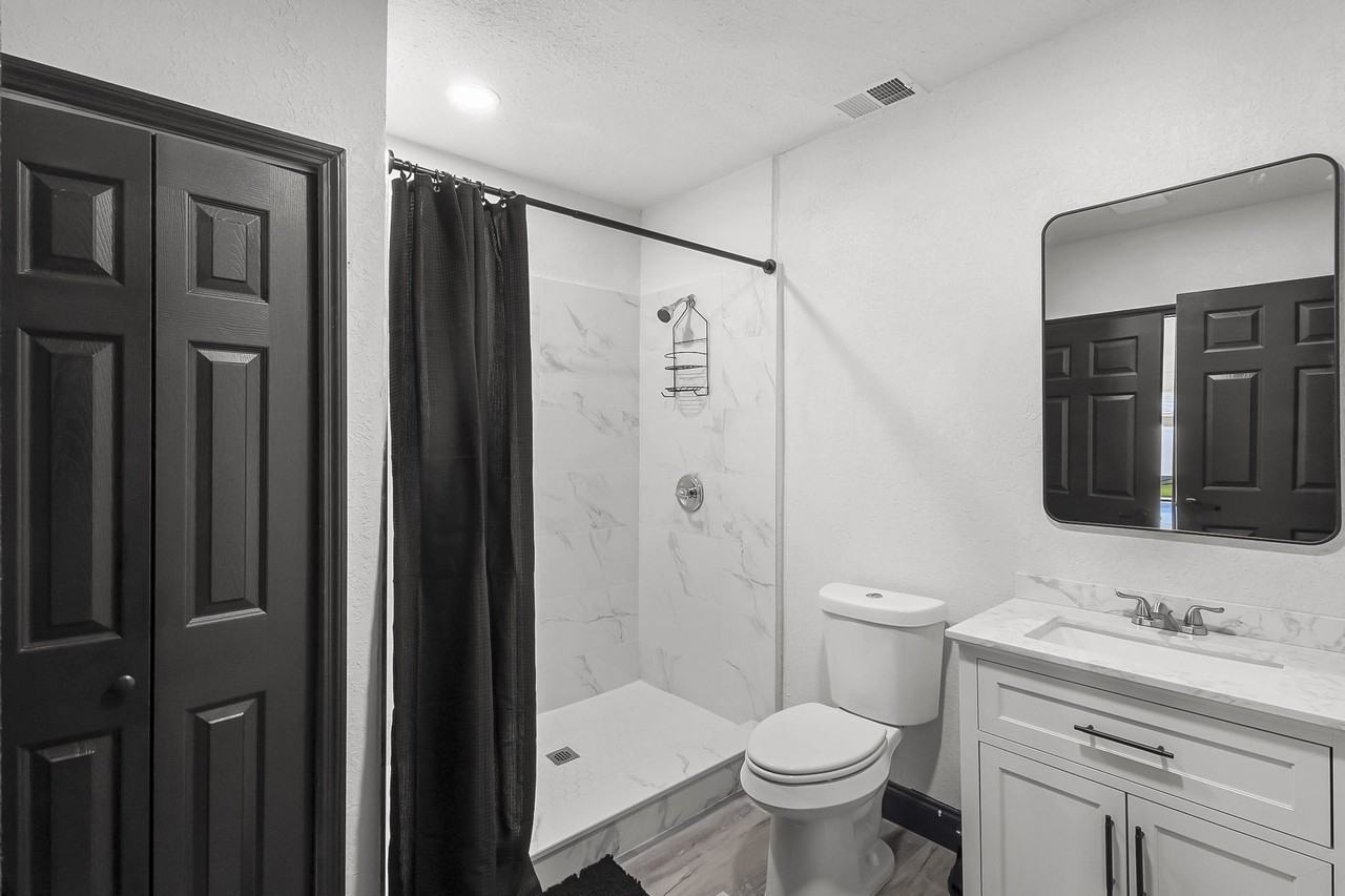 Cosmos Dr - Photo 2 of 10