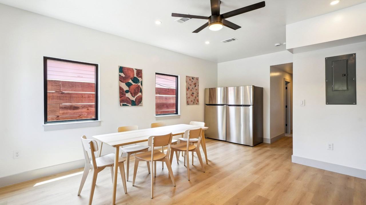 N Robertson St - Photo 5 of 11