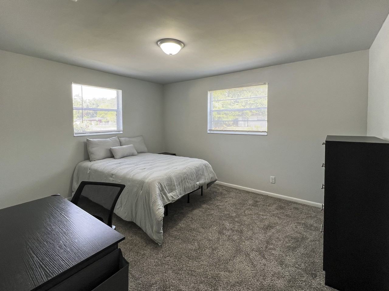 Princely Ave - Photo 7 of 8