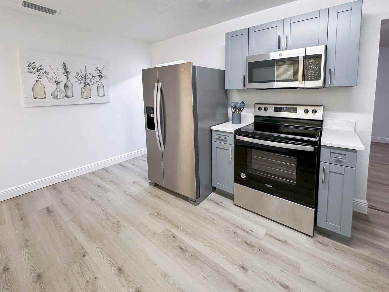 Forest Hills Dr - Photo 5 of 16