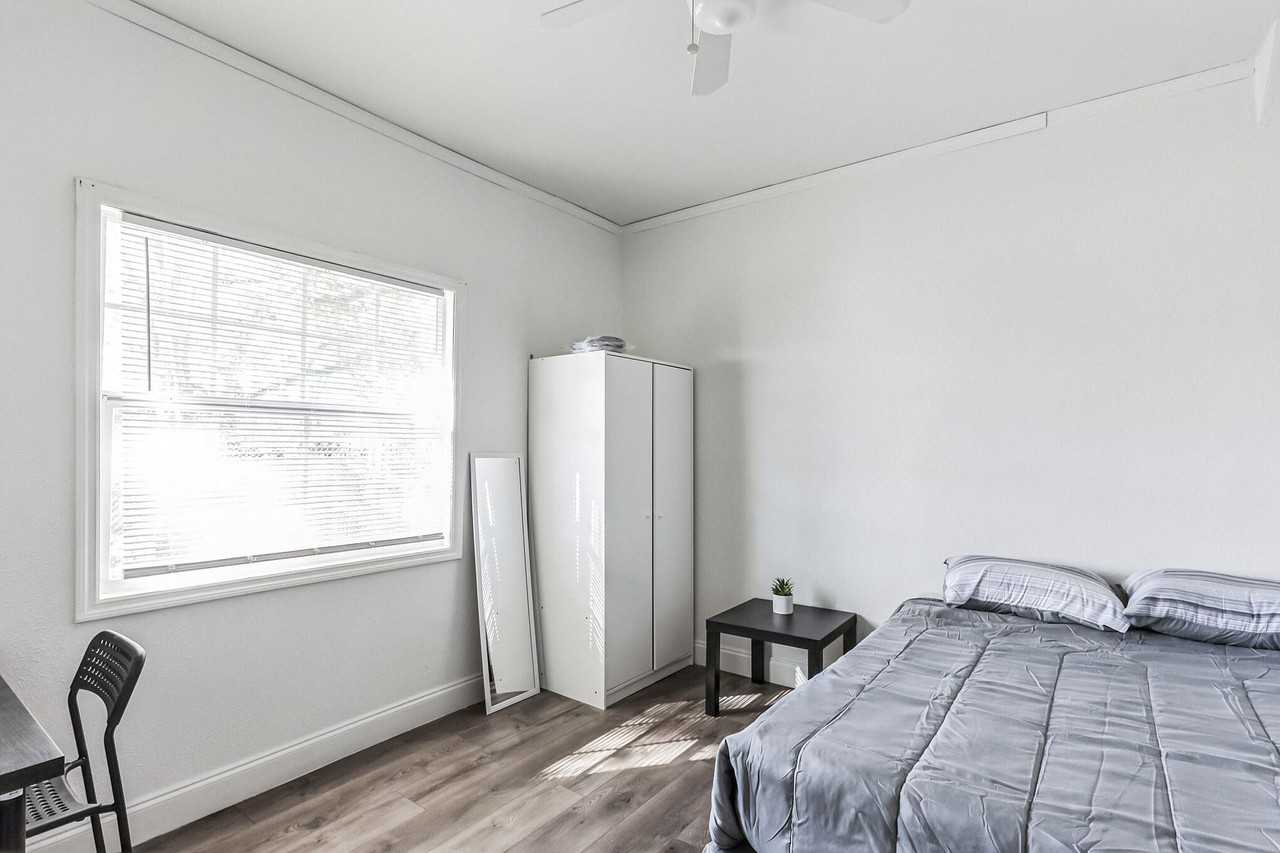 E Wilder Ave - Photo 4 of 10