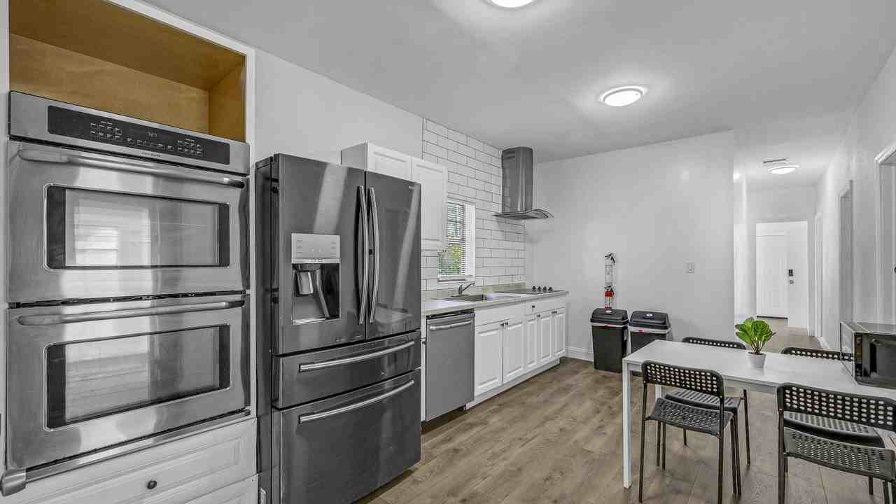 E Wilder Ave - Photo 3 of 10