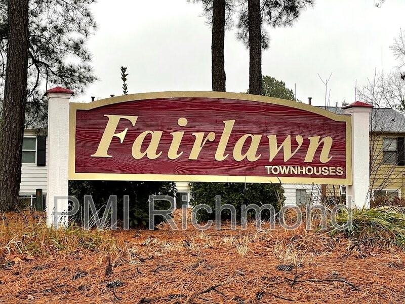 300 Cedarwood Rd - Photo 2 of 22