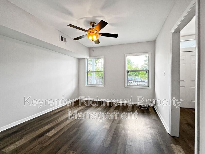 9 E 19th St - Photo 3 of 24