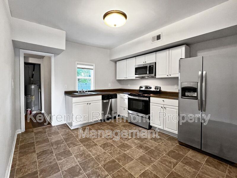 9 E 19th St - Photo 7 of 24
