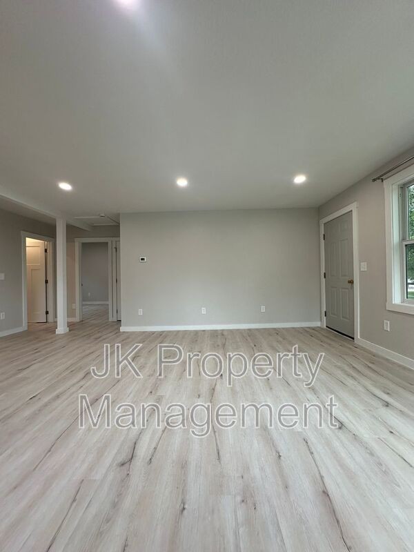 3 21st St S - Photo 5 of 39