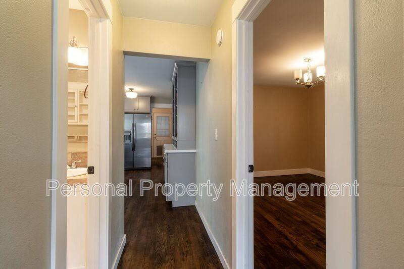 11302 Ne 4th St - Photo 4 of 14