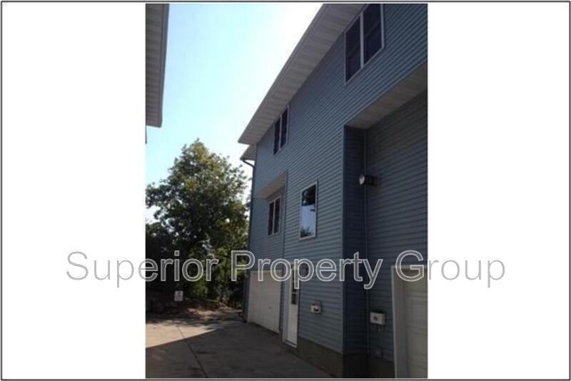 1319 Loftsgordon Ave #2 - Photo 2 of 6