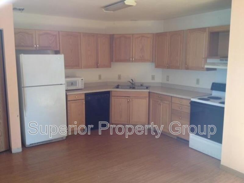 1319 Loftsgordon Ave #2 - Photo 3 of 6