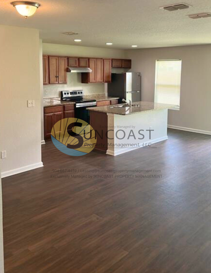 7835 Mariner St - Photo 2 of 15