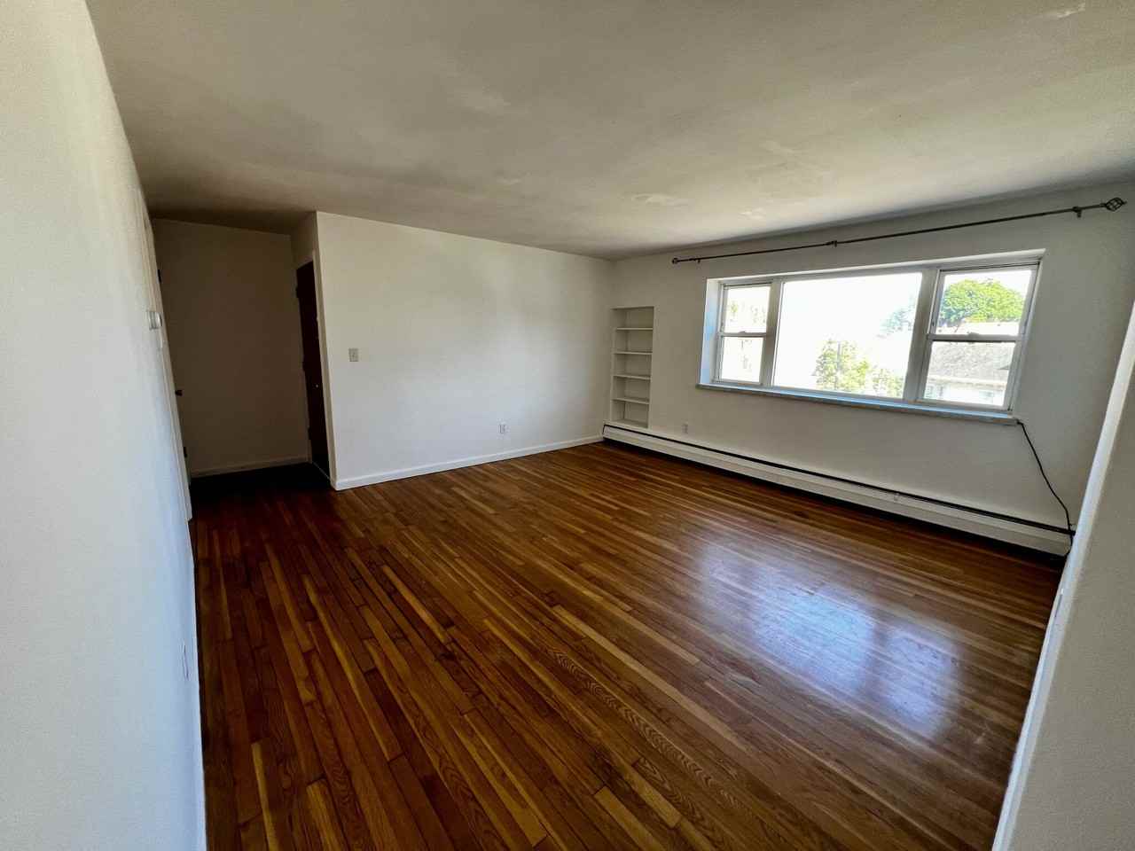 671 River St #2R - Photo 4 of 9