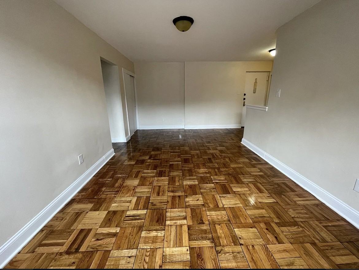 3413 Avenue H #2A - Photo 3 of 6