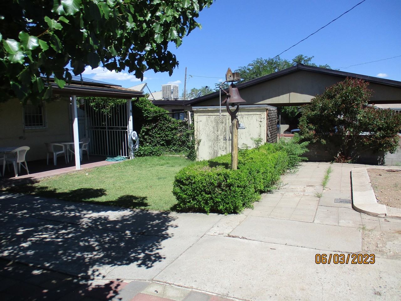 1136 Mckee Dr Ne - Photo 3 of 43