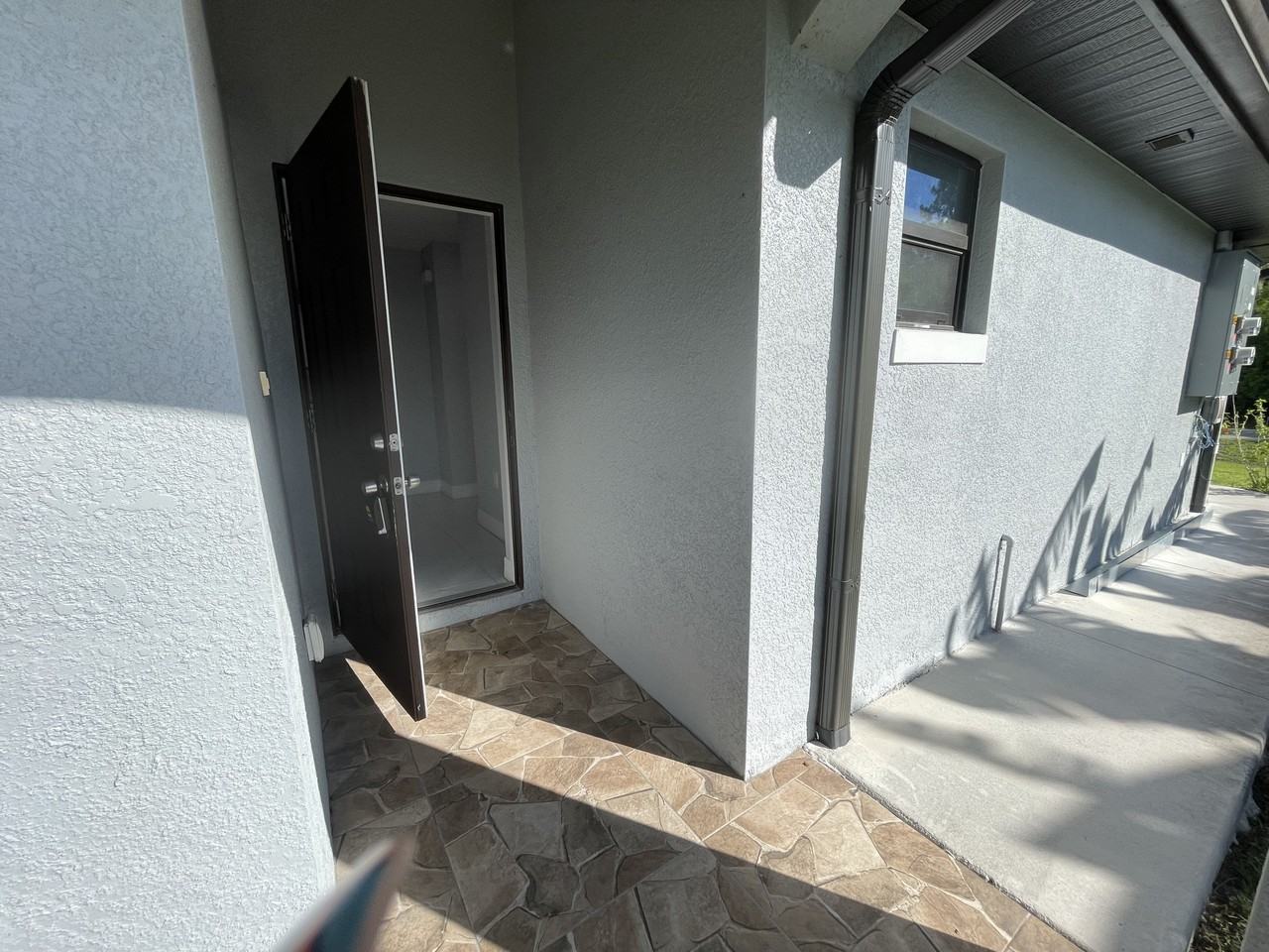 129 Meadow Road - Photo 2 of 13
