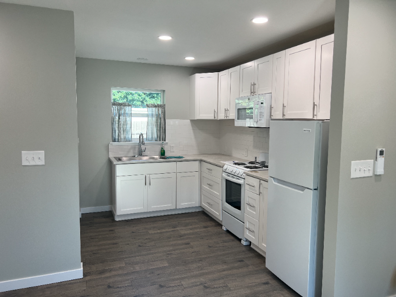 4420 N Best Rd #B - Photo 6 of 12