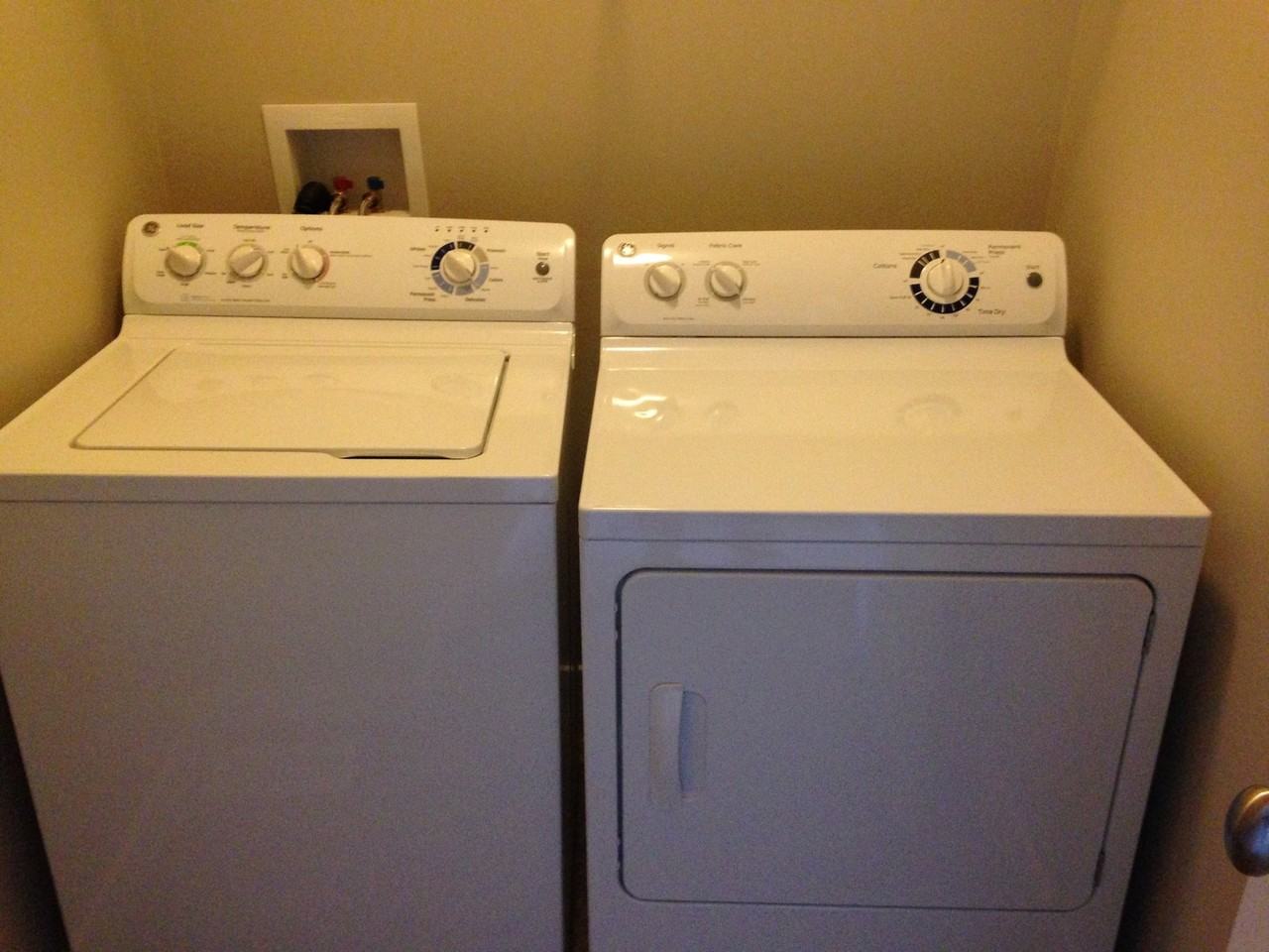 3674 W Periwinkle Dr - Photo 3 of 8