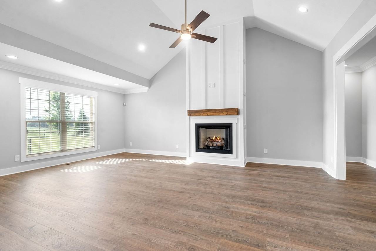 1065 Veridian Dr - Photo 5 of 43