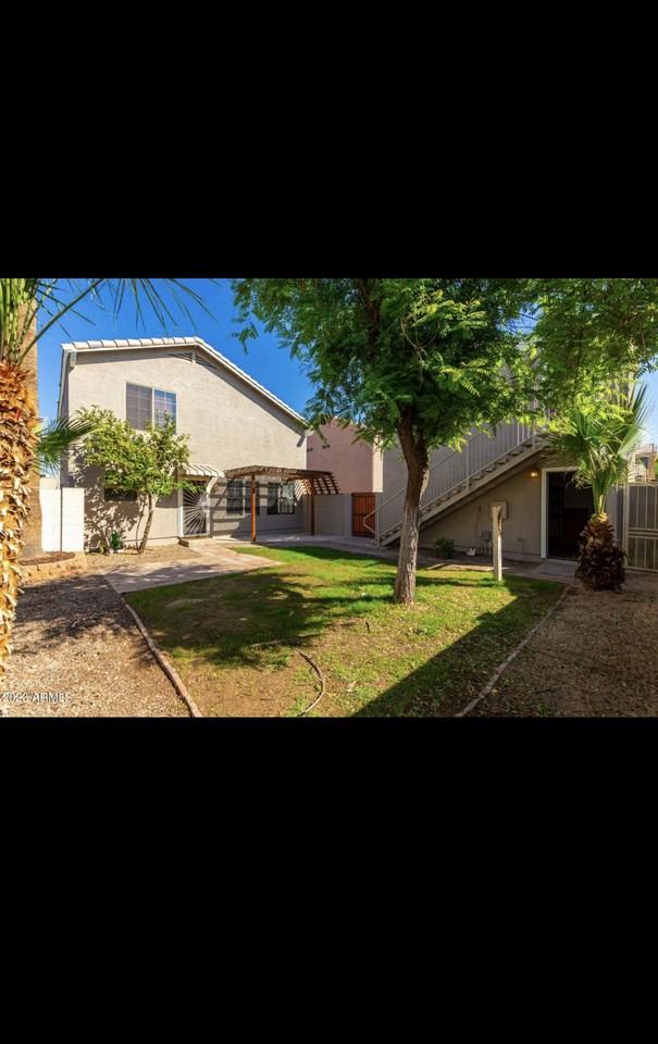 2739 East Windsor Avenue - Photo 6 of 8