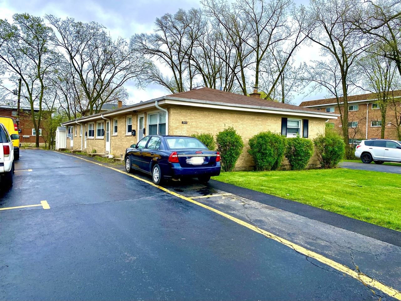 533 N Highview Ave #2