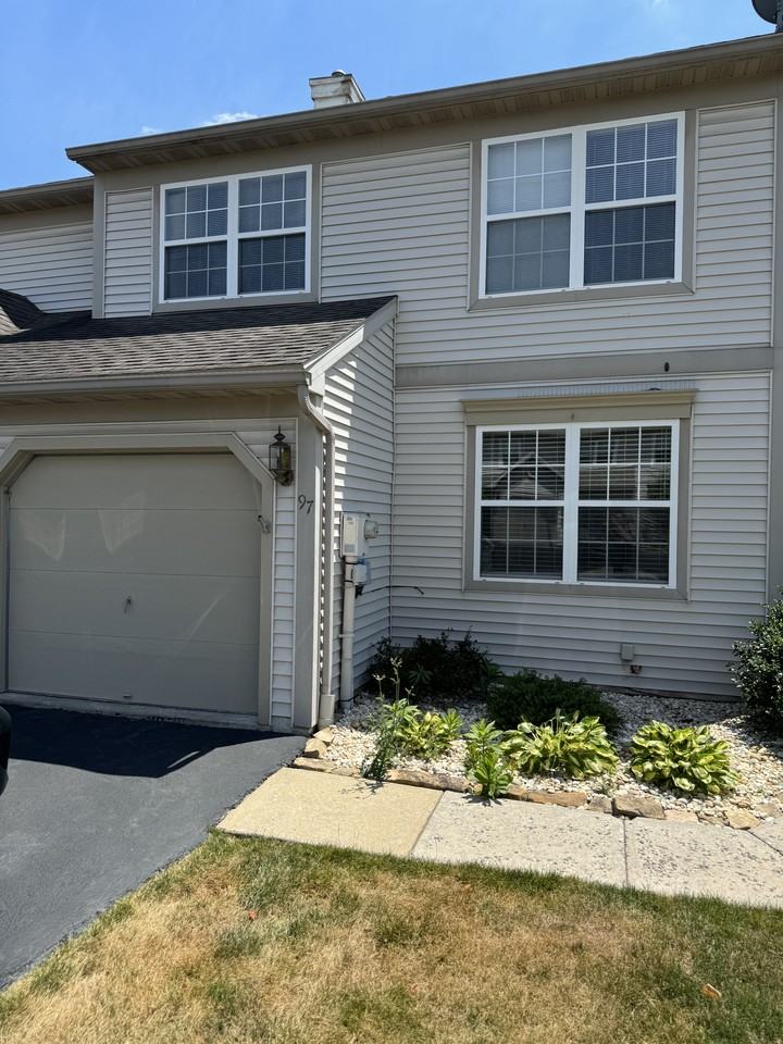 97 Wessex Ct #97 - Photo 4 of 13