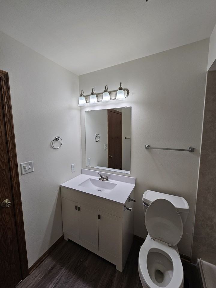 315 Willow Grove Dr #NA - Photo 3 of 12
