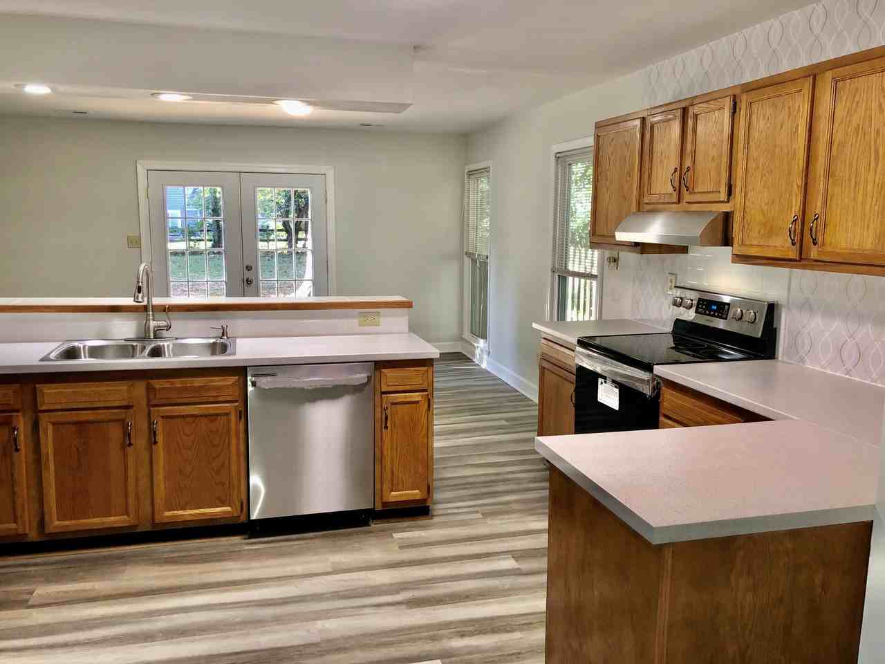 612 Heathermoor Ct #NA - Photo 3 of 20